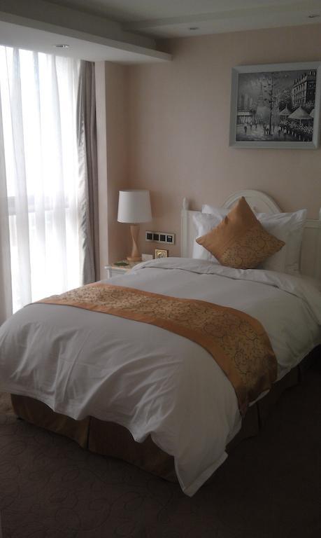 Xi'An Qu Jiang Yin Zuo Hotel Luaran gambar
