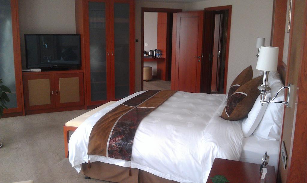 Xi'An Qu Jiang Yin Zuo Hotel Luaran gambar